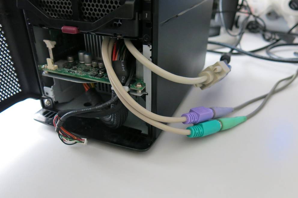VGA PS/2 Maus - Adapter in HP Data Vault x312